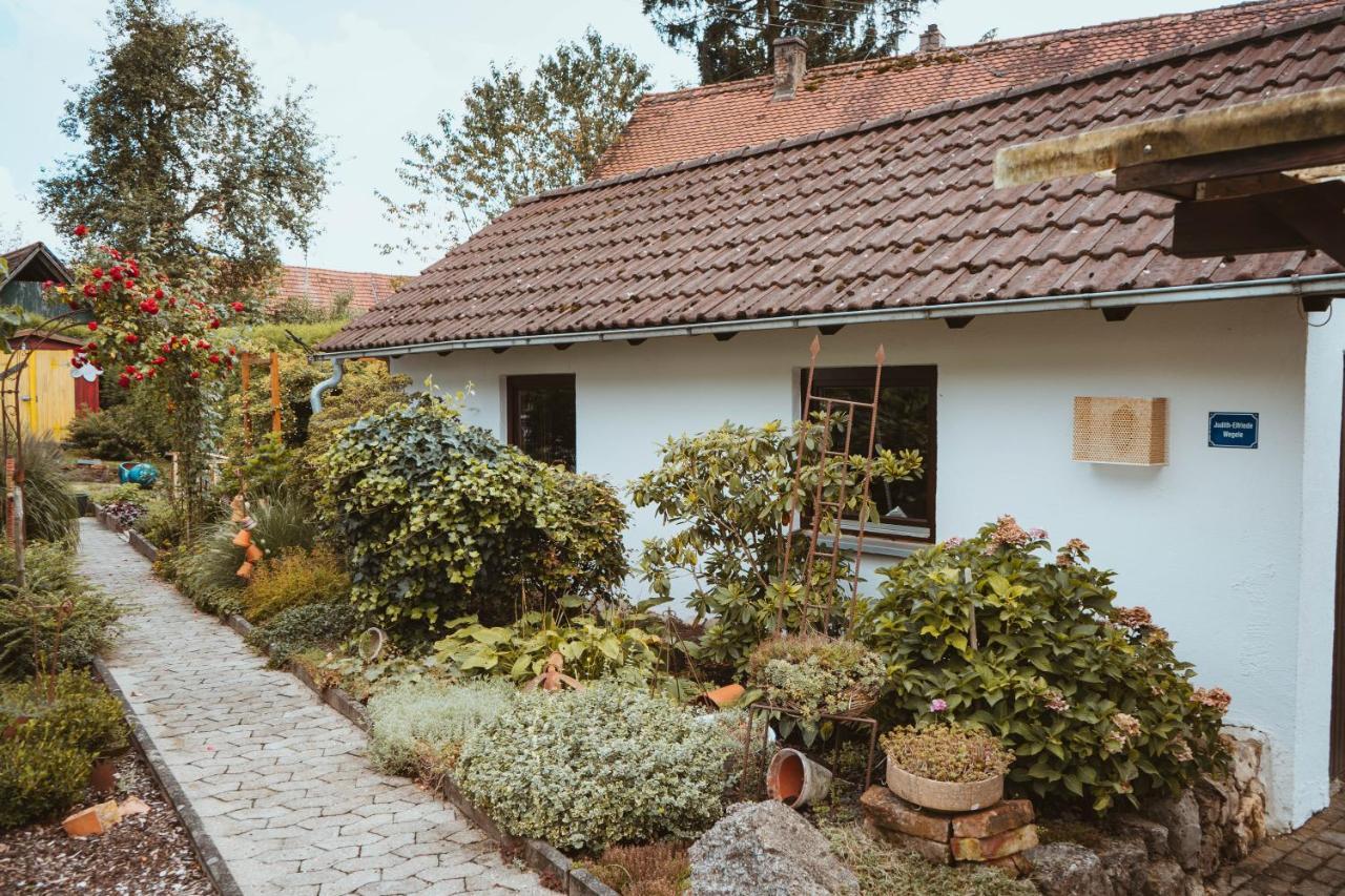 Ferienparadies Am Kammerberg - Ein Ganzes Haus Fuer Sie Alleine!!! Weißenhorn Exterior foto